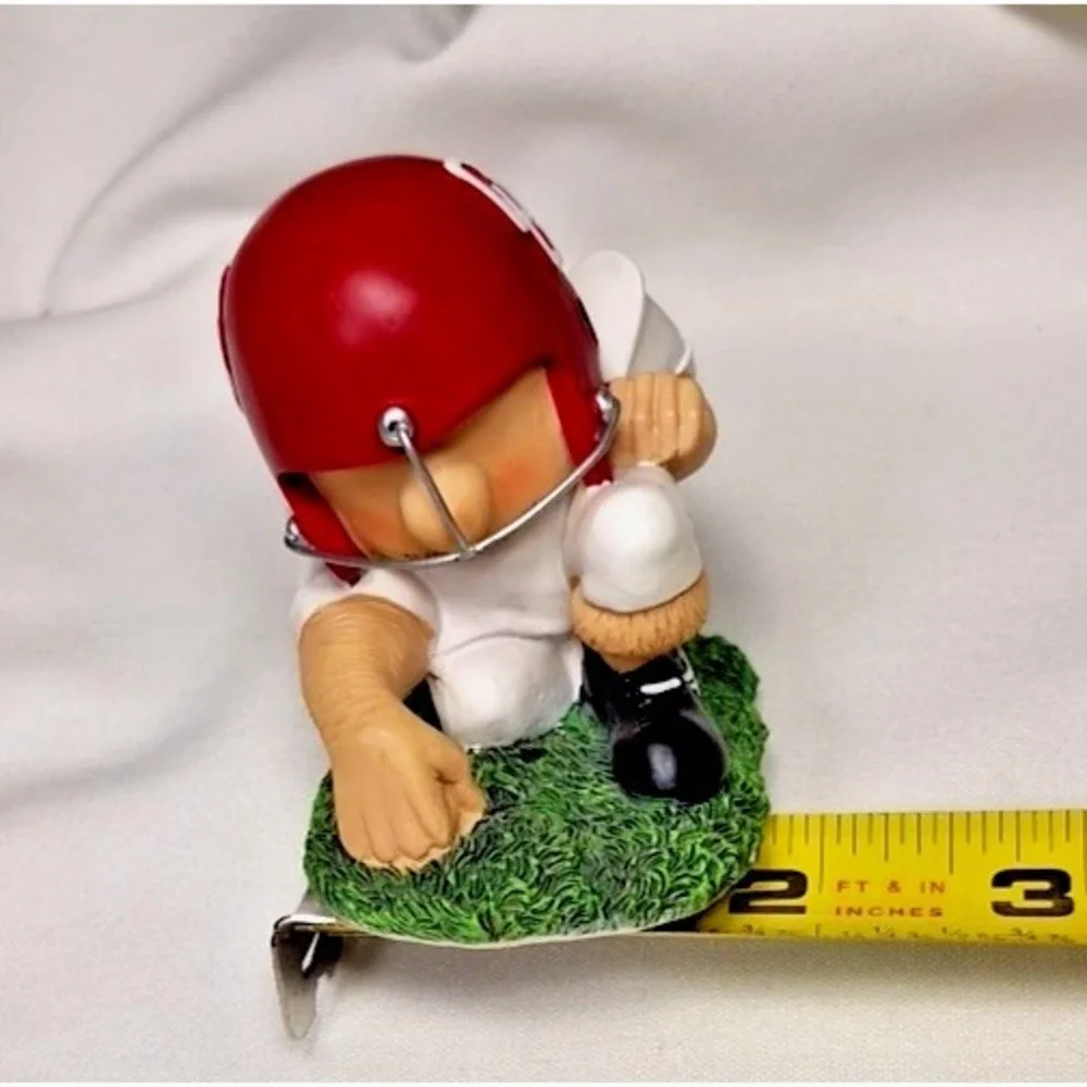 Vintage Kiwi Collection Tailgaters The Linemen‎ Football Figurines Lot of 4